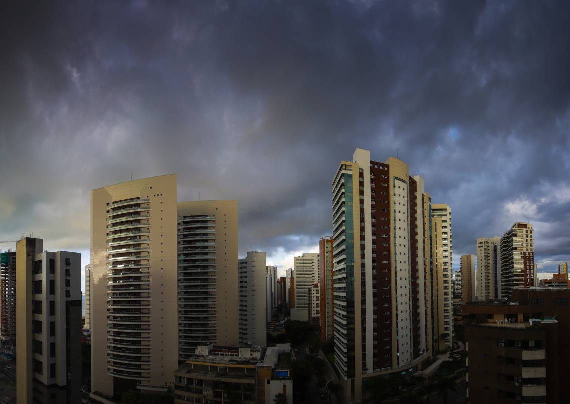 ￼NOS PRIMEIROS DIAS da pré-estação,há formação de nuvens de chuva (Foto: FCO FONTENELE)