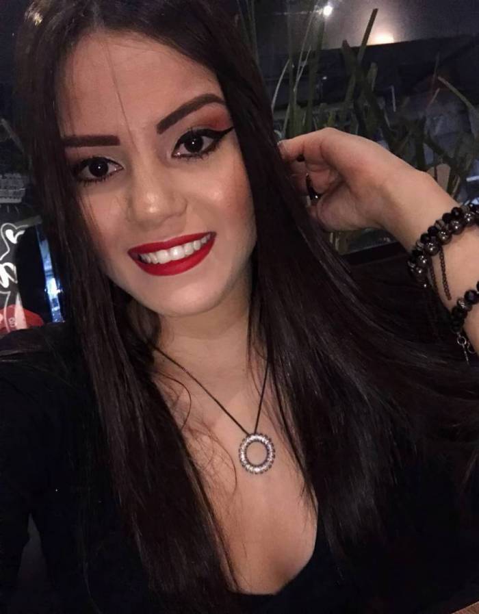 Larissa Souza, 21 anos, operadora de caixa. (Foto: Reprodução / Instagram)