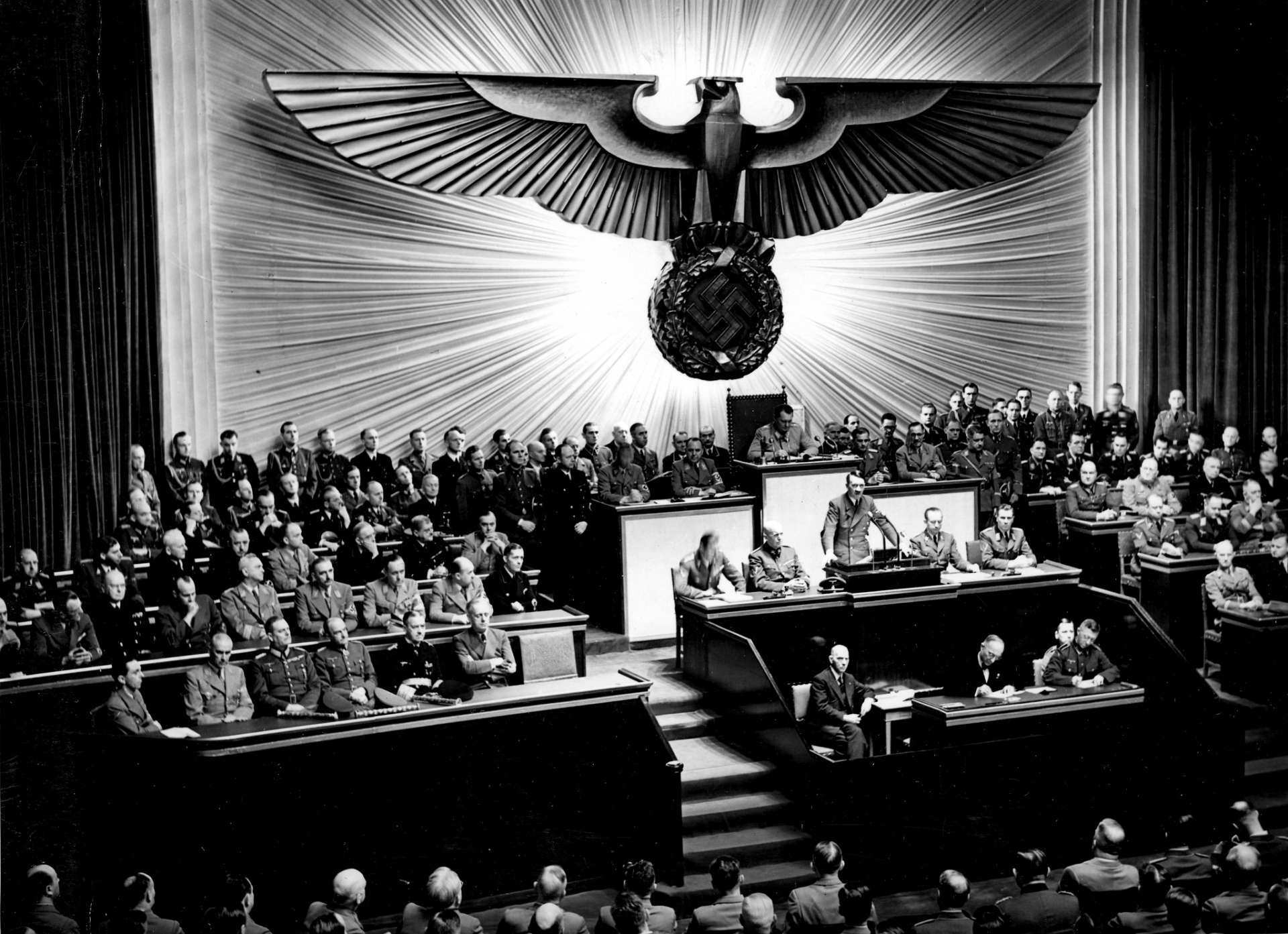 Discurso de Hitler no Bundesreichstag, na declaração de guerra aos Estados Unidos(Foto: Bundesarchiv Bild)