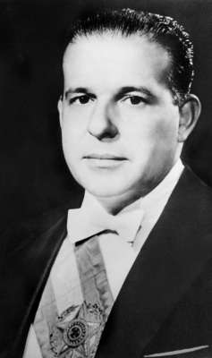 Quando João Goulart virou presidente, em 1961, a América ainda prendia a respiração pela Revolução Cubana, em 1959 Quando João Goulart virou presidente, em 1961, a América ainda prendia a respiração pela Revolução Cubana, em 1959