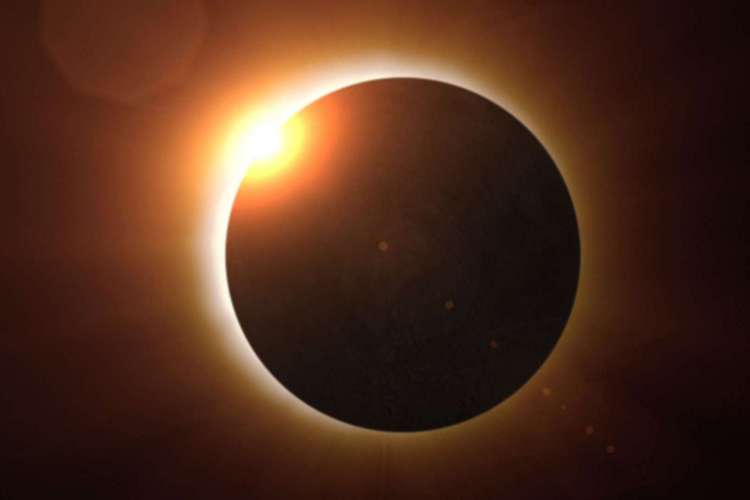 Eclipse solar em formato de "anel de fogo" será transmitido ao vivo