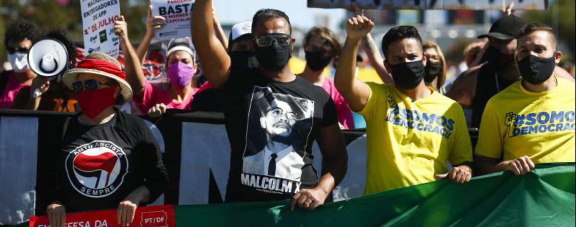 Protesto contra Jair Bolsonaro em Brasília