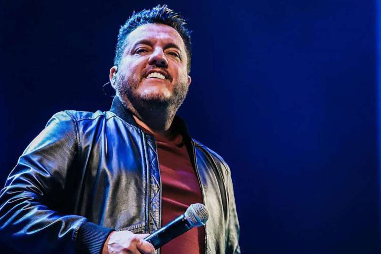 O próprio cantor também já teve Covid-19