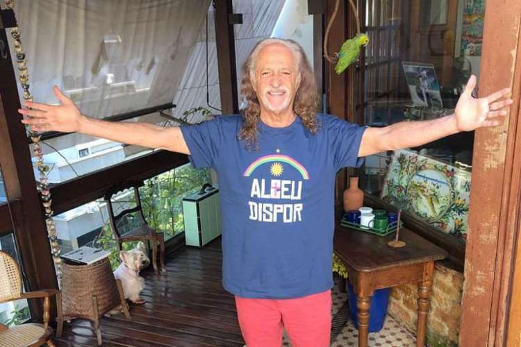 Alceu Valença e Orquestra Ouro Preto gravam clipe em isolamento de "Tomara", canção que compõe o projeto Valencianas em Casa