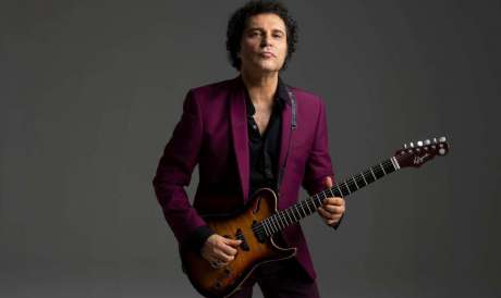 Acompanhe a agenda de transmissões ao vivo online - live - de artistas nacionais e internacionais para hoje, quarta-feira, 8 de julho (08/07); cantor Frejat é uma das atrações do dia 