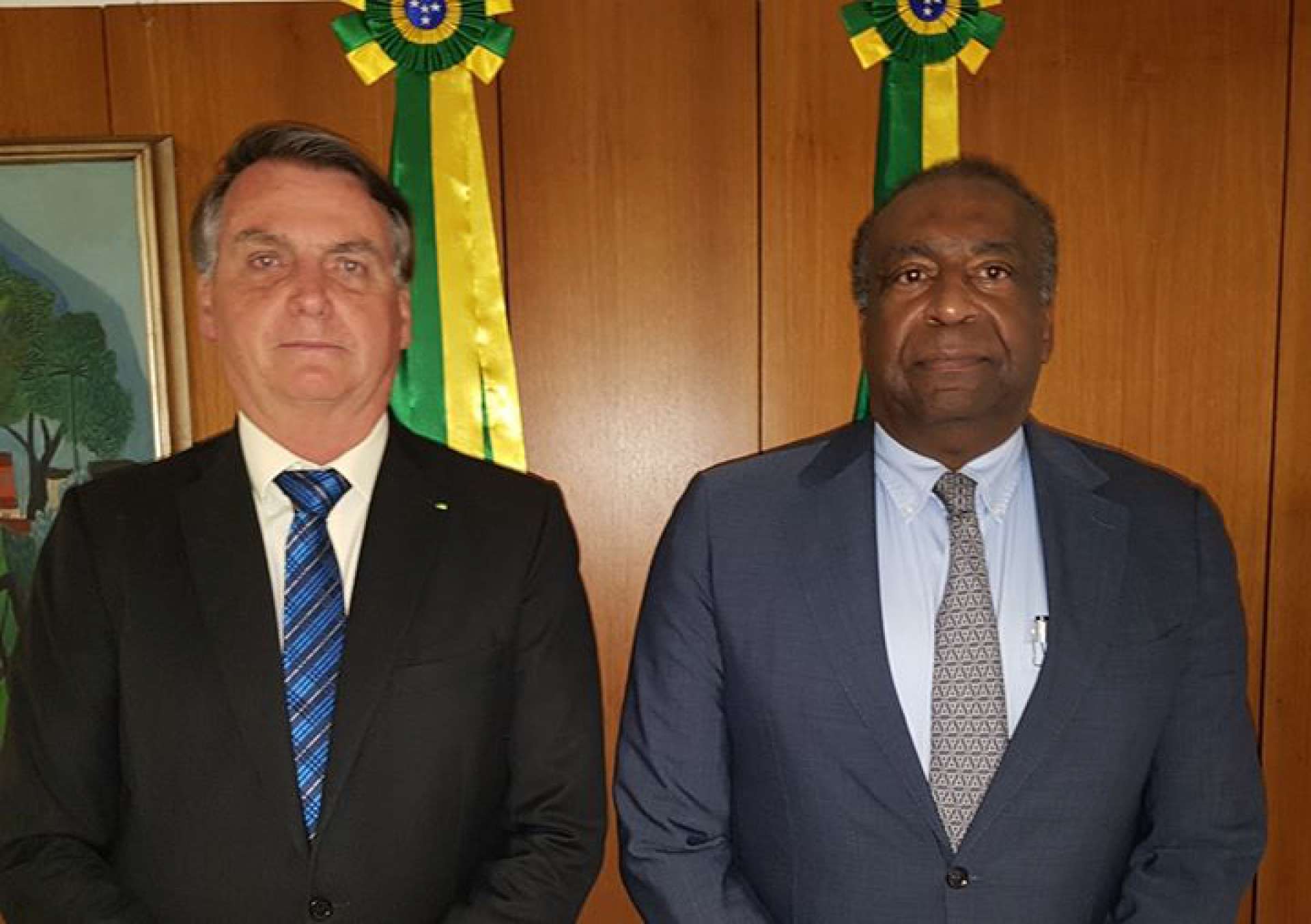 Decotelli não chegou a tomar posse como titular do MEC (Foto: Reprodução / Facebook Jair Bolsonaro)