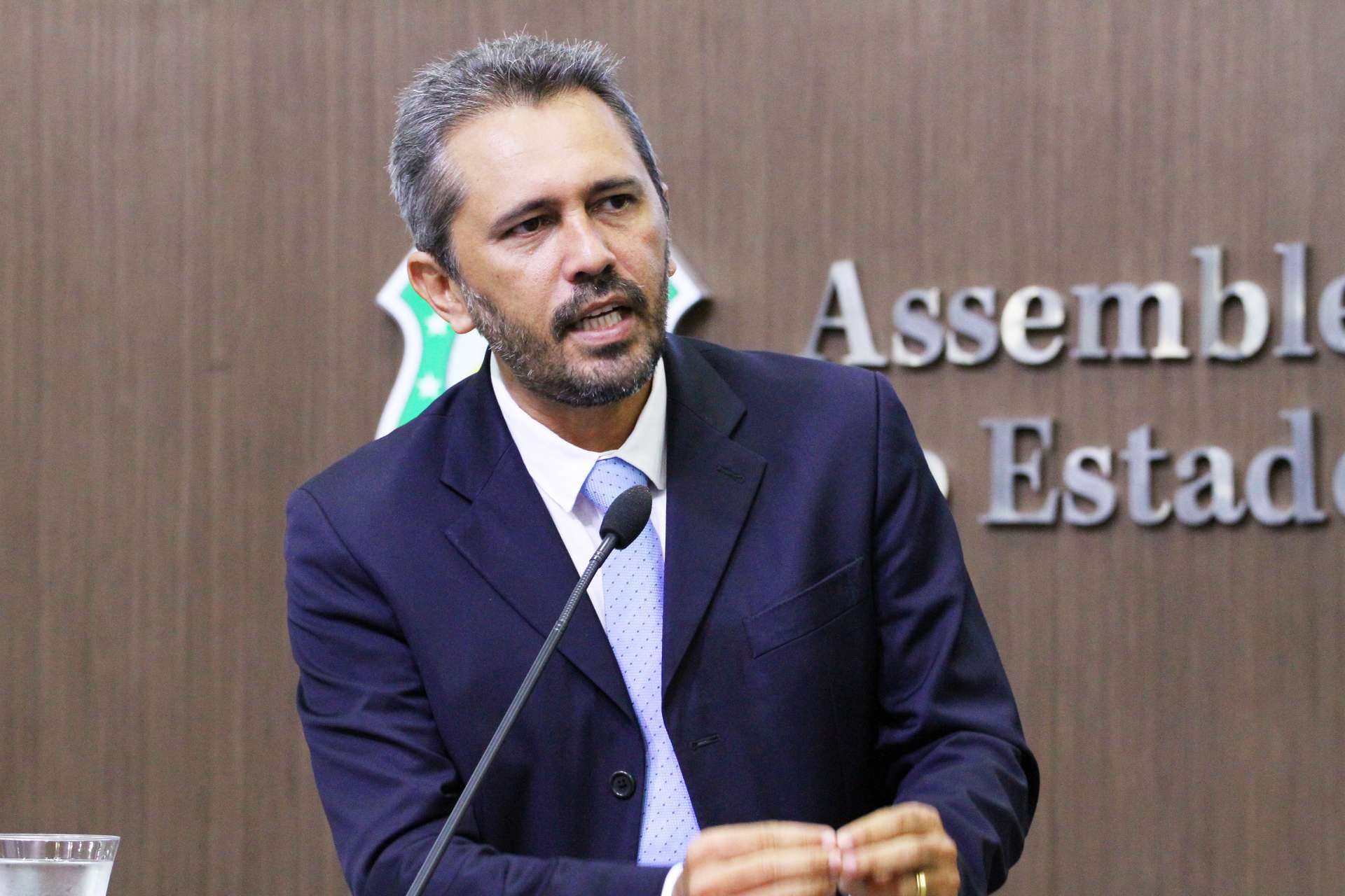  Elmano de Freitas está na disputa pelo Governo do Estado (Foto: Paulo Rocha/Divulgação)