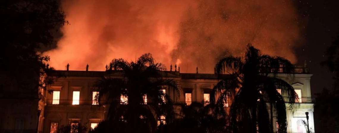 Polícia Federal concluí investigação e revela que ninguém será responsabilizado pelo incêndio do Museu Nacional. Fogo foi acidental