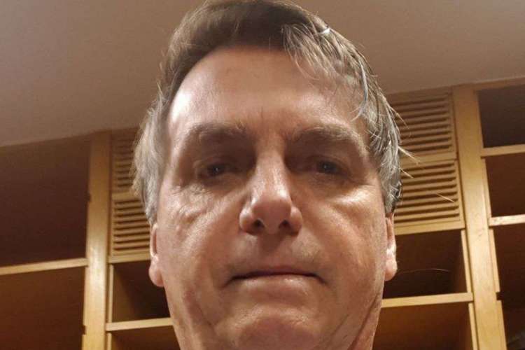 BOLSONARO fez a transmissão usando a camisa do Alvinegro de Porangabuçu