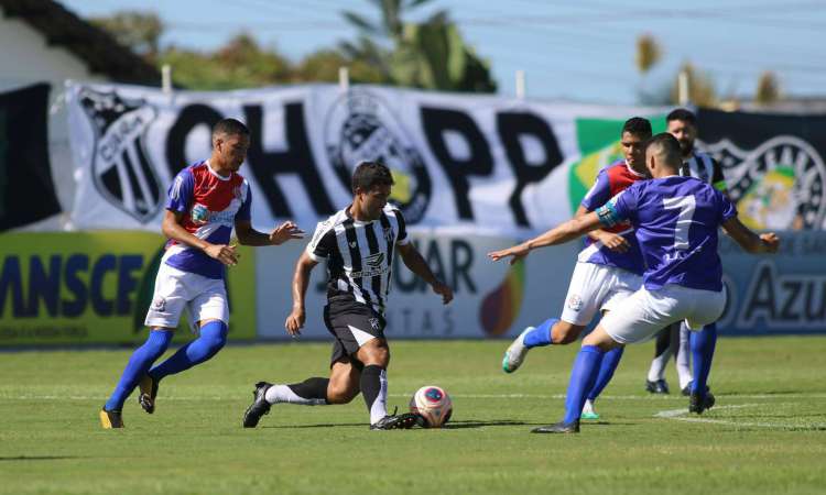 Fortaleza em 13 de julho de2020, Lances do jogo entre Ceara x Barbalha, pelo campeonato cearense 2020, com a volta do futebol devido a pandemia do coronavirua. (Foto Pedro Chaves/FCF)