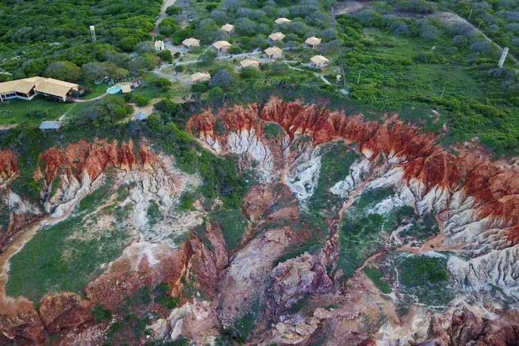 Oh! Linda Pousada, na Praia da Redonda, irá reabrir já com 60 diárias pré-agendadas pela plataforma 