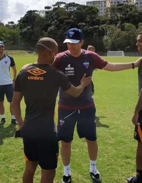 Rogério Ceni fez visita a treinamento do Sport