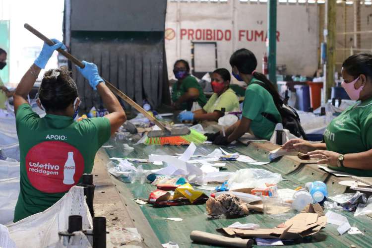 Total de R$ 1.485.000,00 servirá para a compra de 73 prensas enfardadeiras e 73 carros para coleta e beneficiamento de resíduos sólidos.