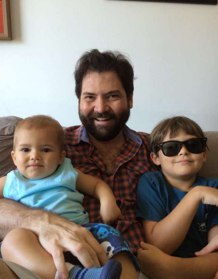 Antonio Lima Neto com os filhos Antonio e Alvaro (Foto: Divulgação)