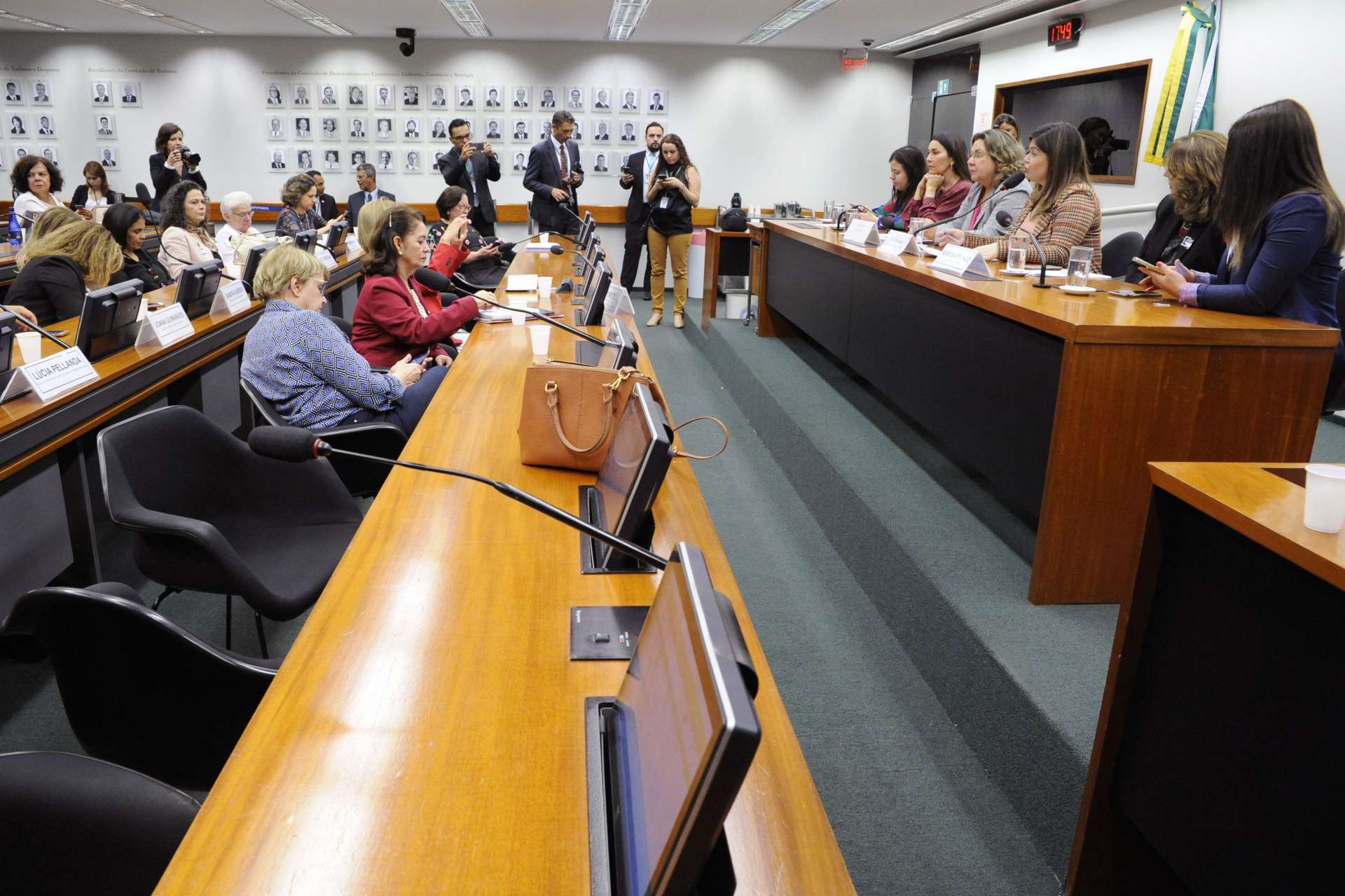 Reunião da bancada feminina na Câmara dos Deputados, em Brasília (Foto: GILMAR FELIX/AGÊNCIA CÂMARA)