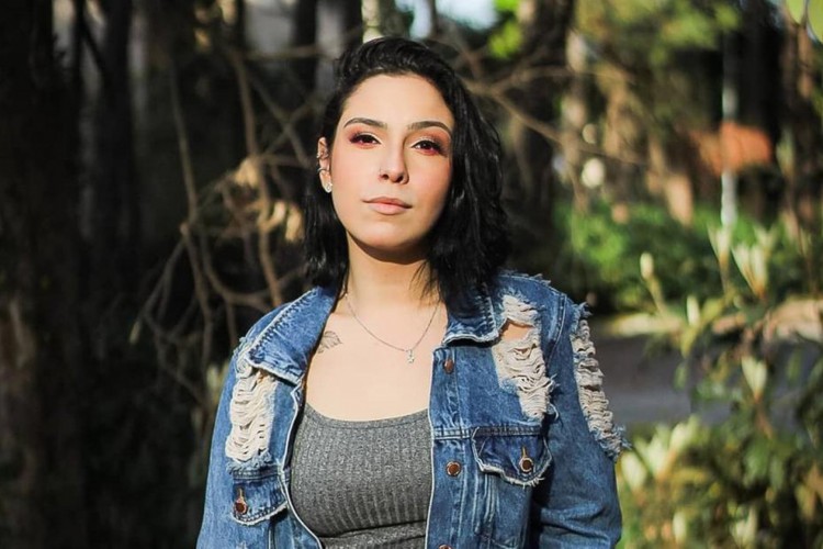  Isabela disse que está lidando com 