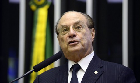 Justiça manda ex-prefeito de São Paulo Paulo Maluf, pagar multa de cerca de 2,8 milhões devido a condenação por improbidade administrativa 