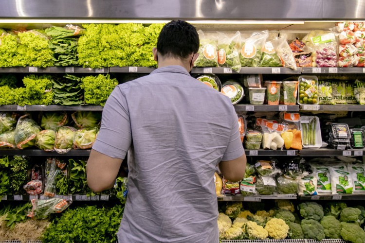 HOJE , os alimentos representam 23% do orçamento mensal do consumidor de Fortaleza