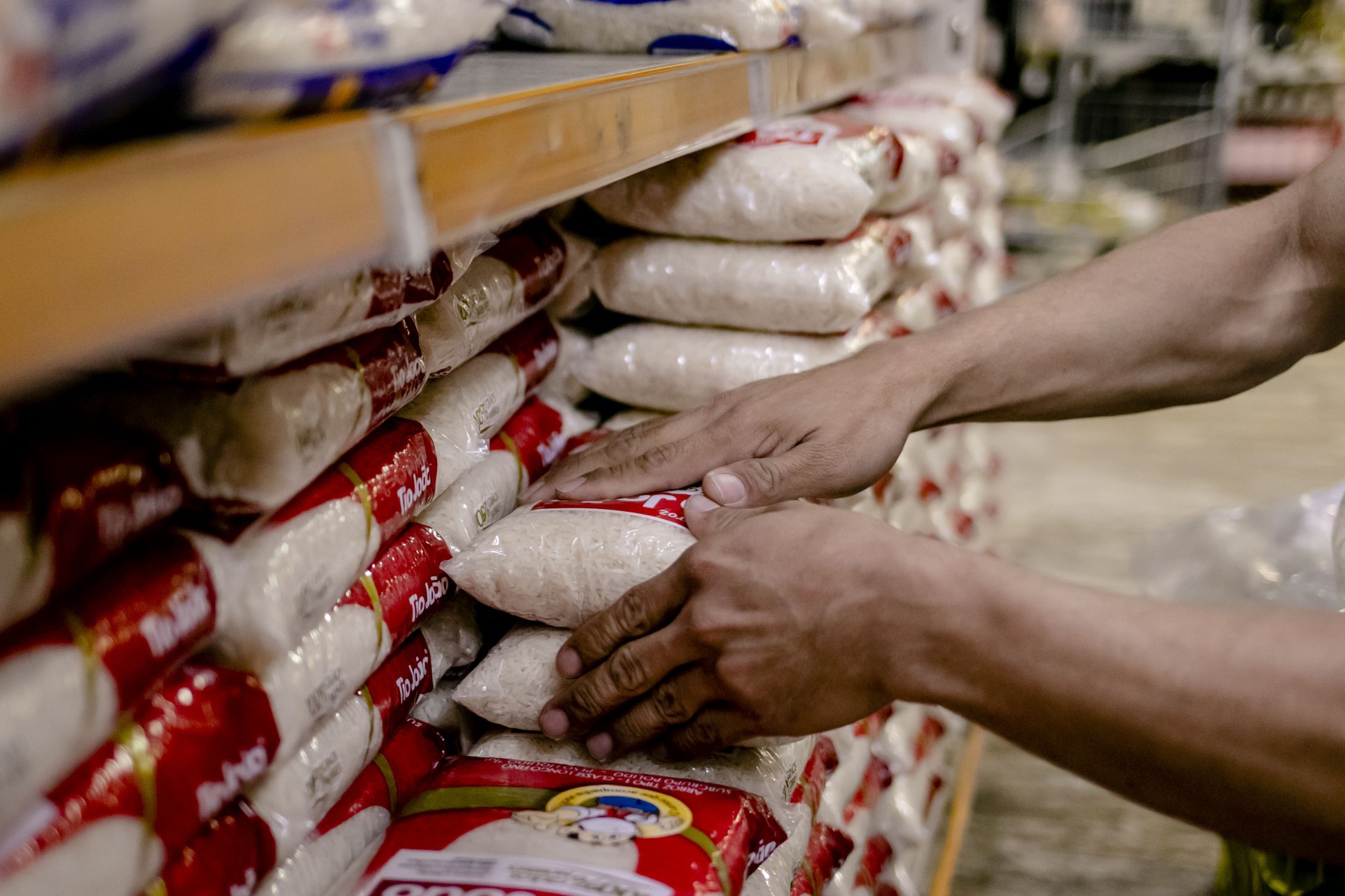 Aumento no preço do arroz foi de 4,42% em agosto, segundo o Dieese (Foto: Aurelio Alves/ O POVO)