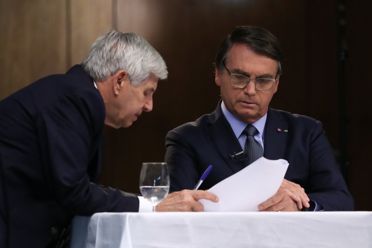 ￼ General Augusto Heleno, ministro do Gabinete de Segurança Institucional (GSI), com o presidente Jair Bolsonaro