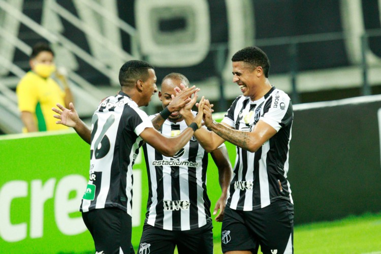 Ceará venceu o Brusque e se classificou para as oitavas, aumentando ainda mais o bolo de premiações 