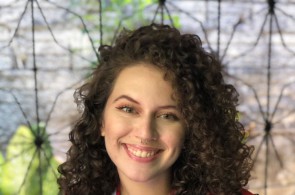 Torcedora do Fortaleza EC, St&eacute;phanie Sousa, fala sobre como ser&aacute; acompanhar Cl&aacute;ssico-Rei decisivo longe do est&aacute;dio