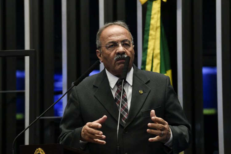 Senado: Chico Rodrigues retifica pedido de licença de 90 para 121 dias