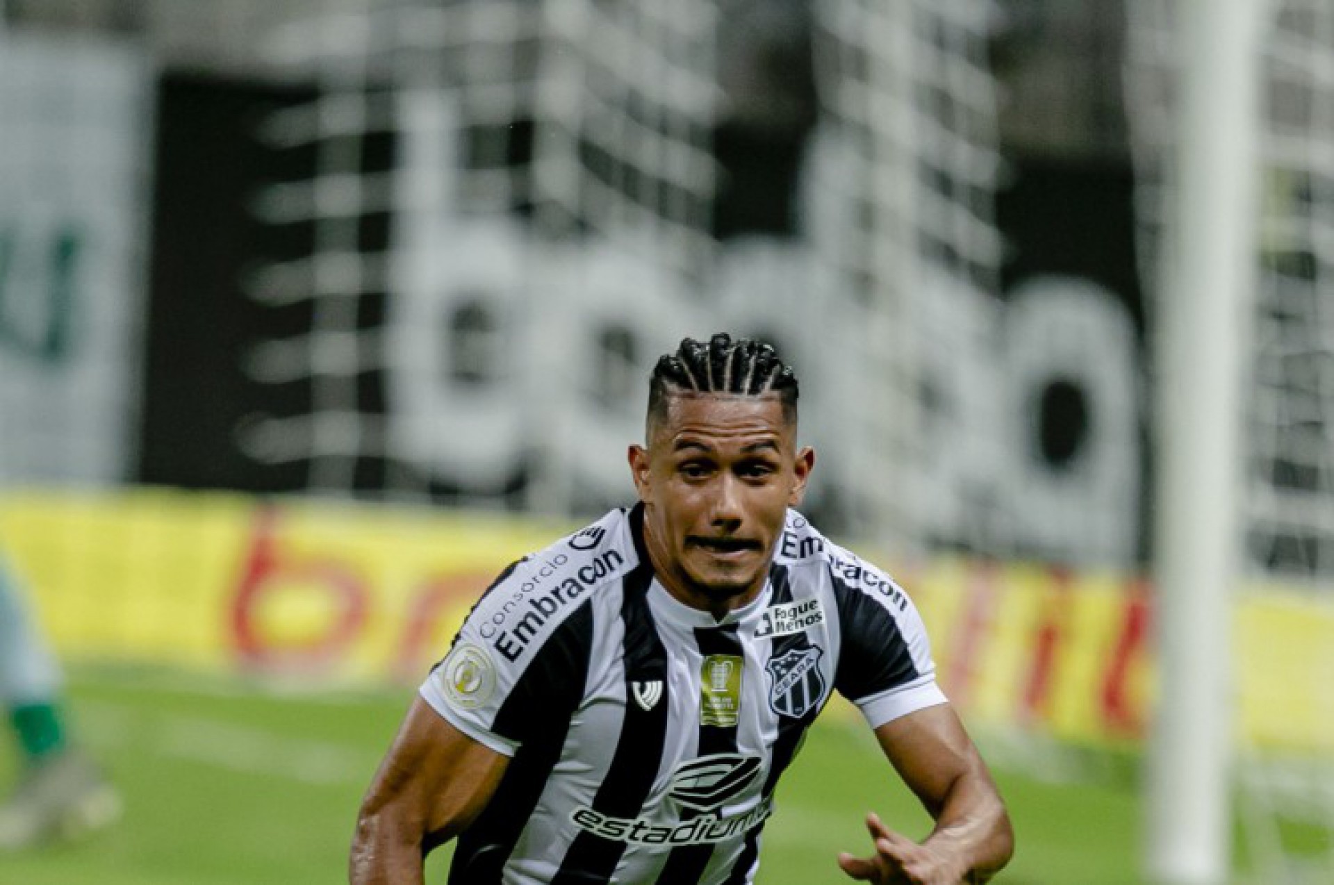 Destaque da temporada 2020, Fernando Sobral volta a ser opção para o Ceará (Foto: Aurelio Alves/O POVO)
