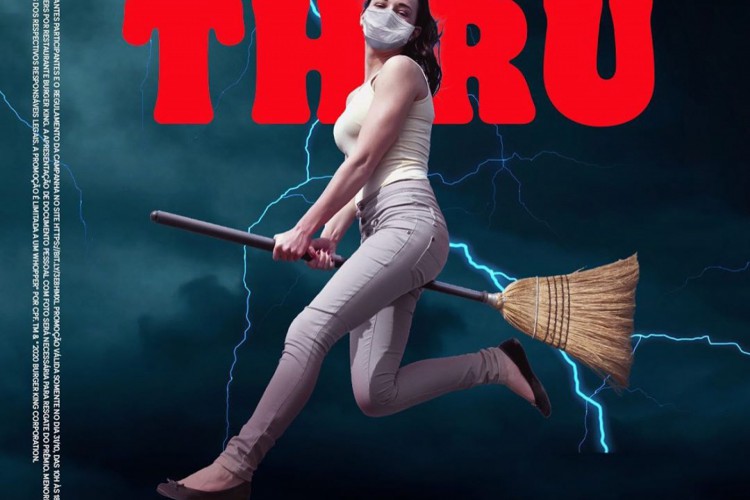 Em celebração ao Halloween, franquia distribui sanduíche grátis a quem estiver com vassoura 