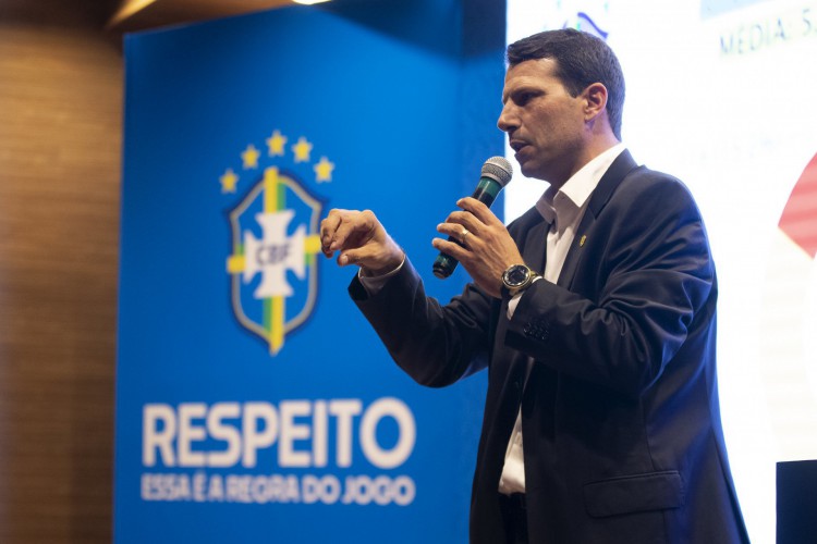 Leonardo Gaciba não é mais o presidente da Comissão de Arbitragem da Confederação Brasileira de Futebol (CBF)