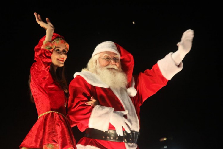 Papai Noel se prepara para o Natal de 2021(foto: Mauri Melo/O POVO em 8/11/2015 )