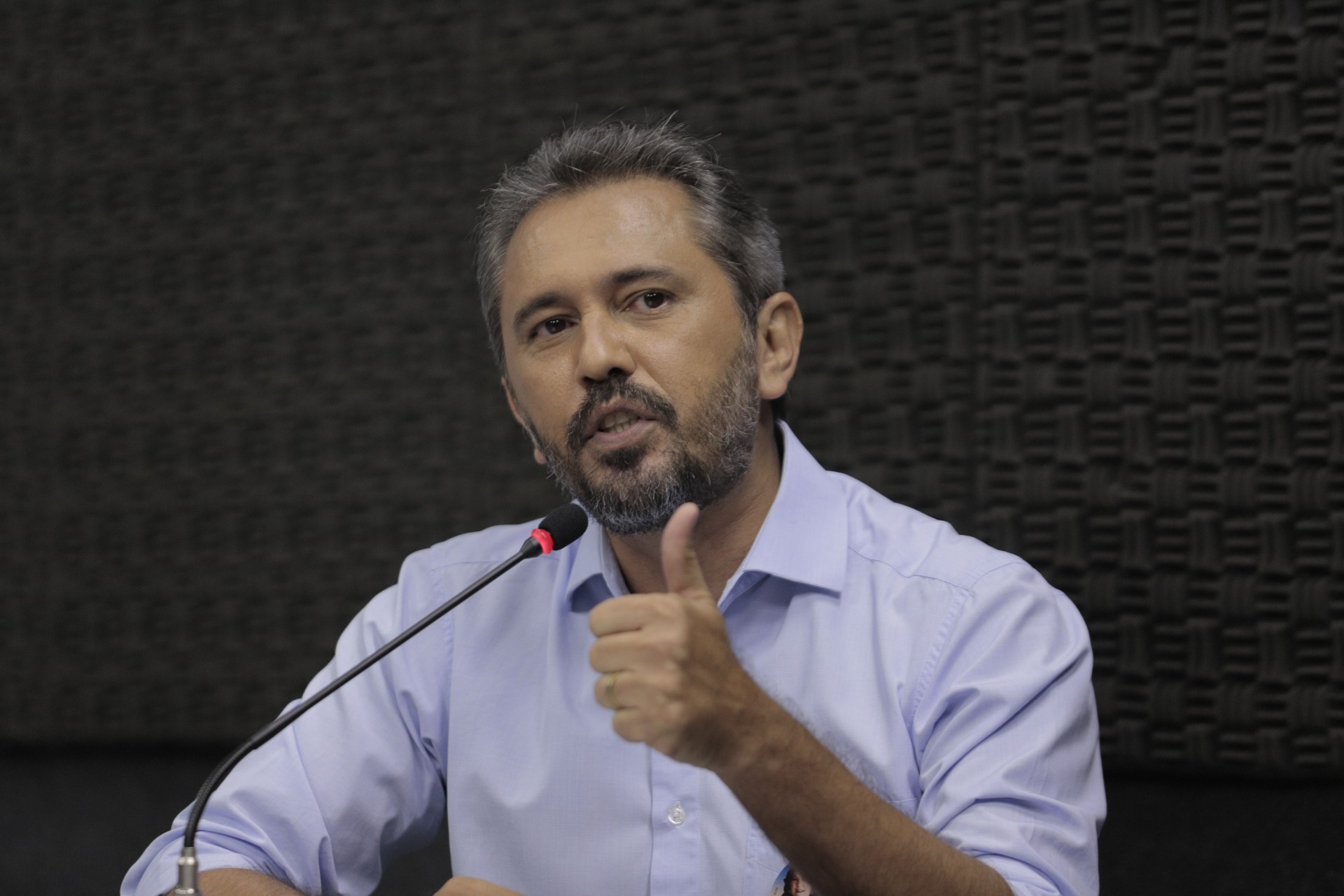 FORTALEZA, CE, BRASIL, 05.11.2020:  Debate com os  candidatos à Elmano de Freitas (PT)  (Foto: Fco Fontenele/O POVO)