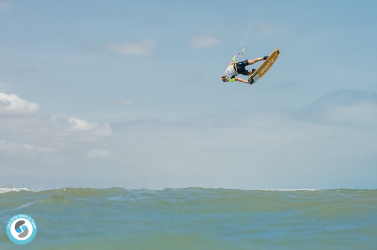 Outras edições da competição de kitesurfe foram sediadas na praia do Cumbuco