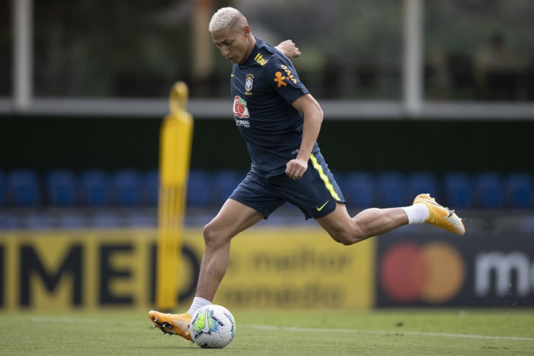 Richarlison deve ser titular da sele&ccedil;&atilde;o brasileira contra o Venezuela