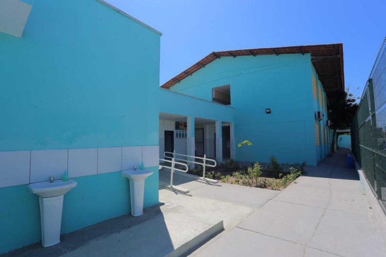 Escola Escola Municipal Godofredo de Castro, no Mucuripe.