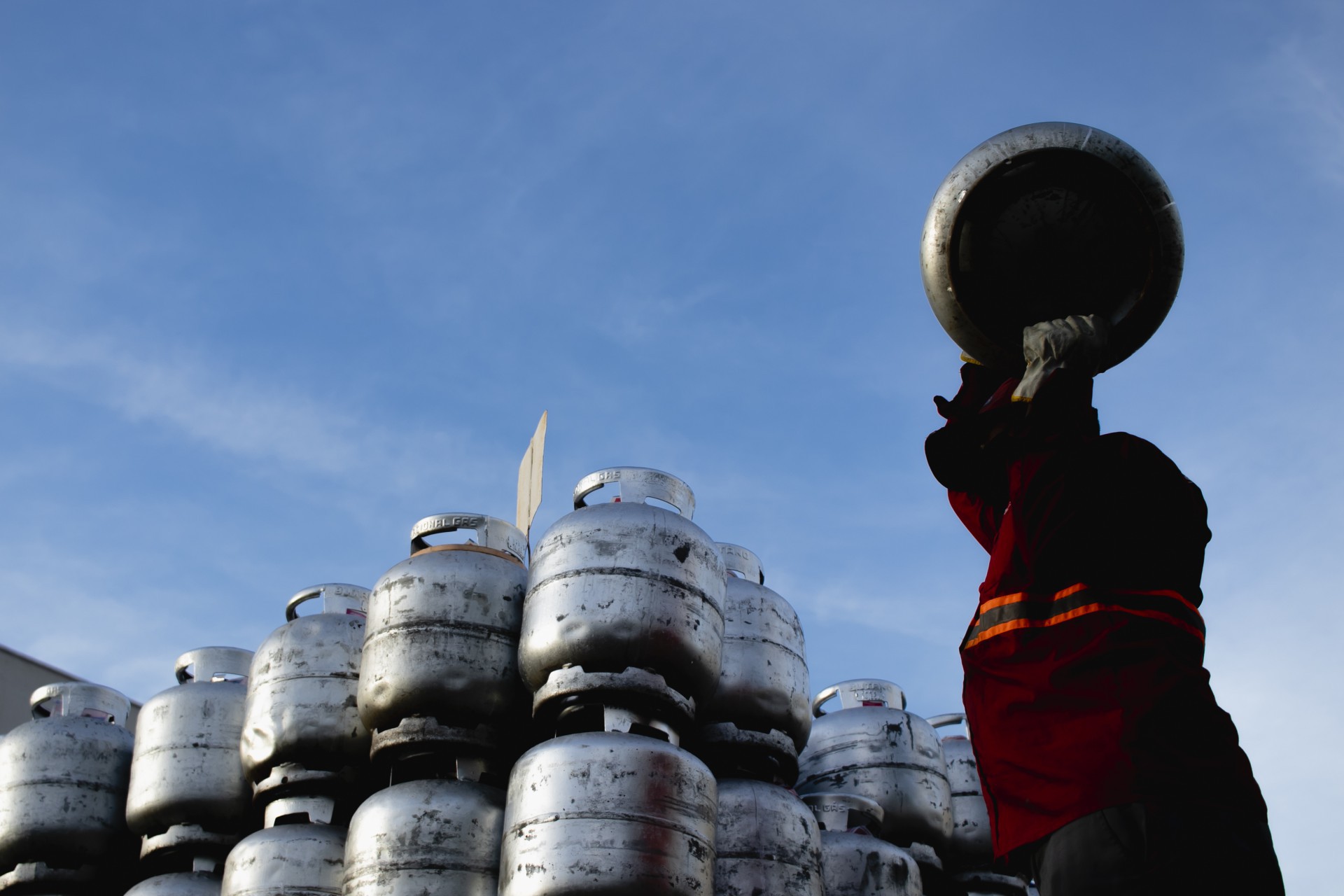 No Ceará, o valor médio do botijão de 13kg é de R$ 104,17 (Foto: Aurelio Alves)