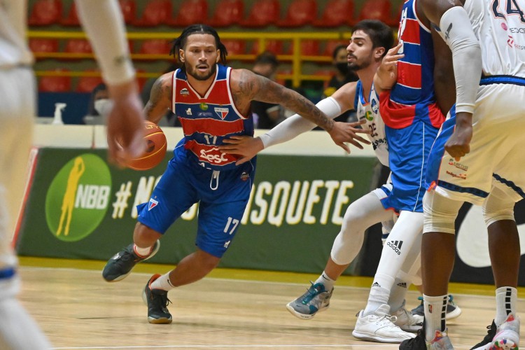 Fortaleza Basquete Cearense - #Carcalaion retorna à Brasília para 3 grandes  jogos. Hoje já tem o primeiro, contra o Cerrado Basquete. Não importa o  adversário, vai ter muita luta, garra, e entrega