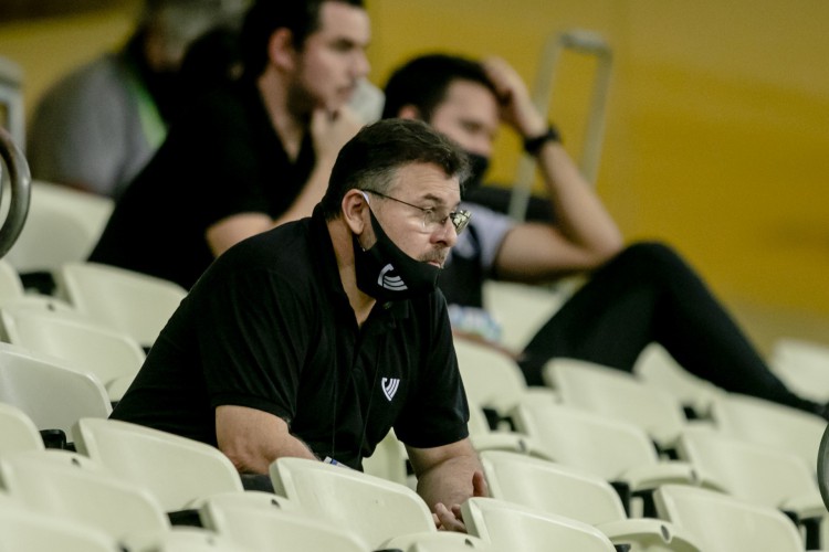 Presidente Robinson de Castro falará sobre os planos do Ceará para 2022