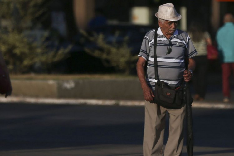 Ao todo, 35 adultos com mais de 64 anos passaram por o processo de oxigenoterapia