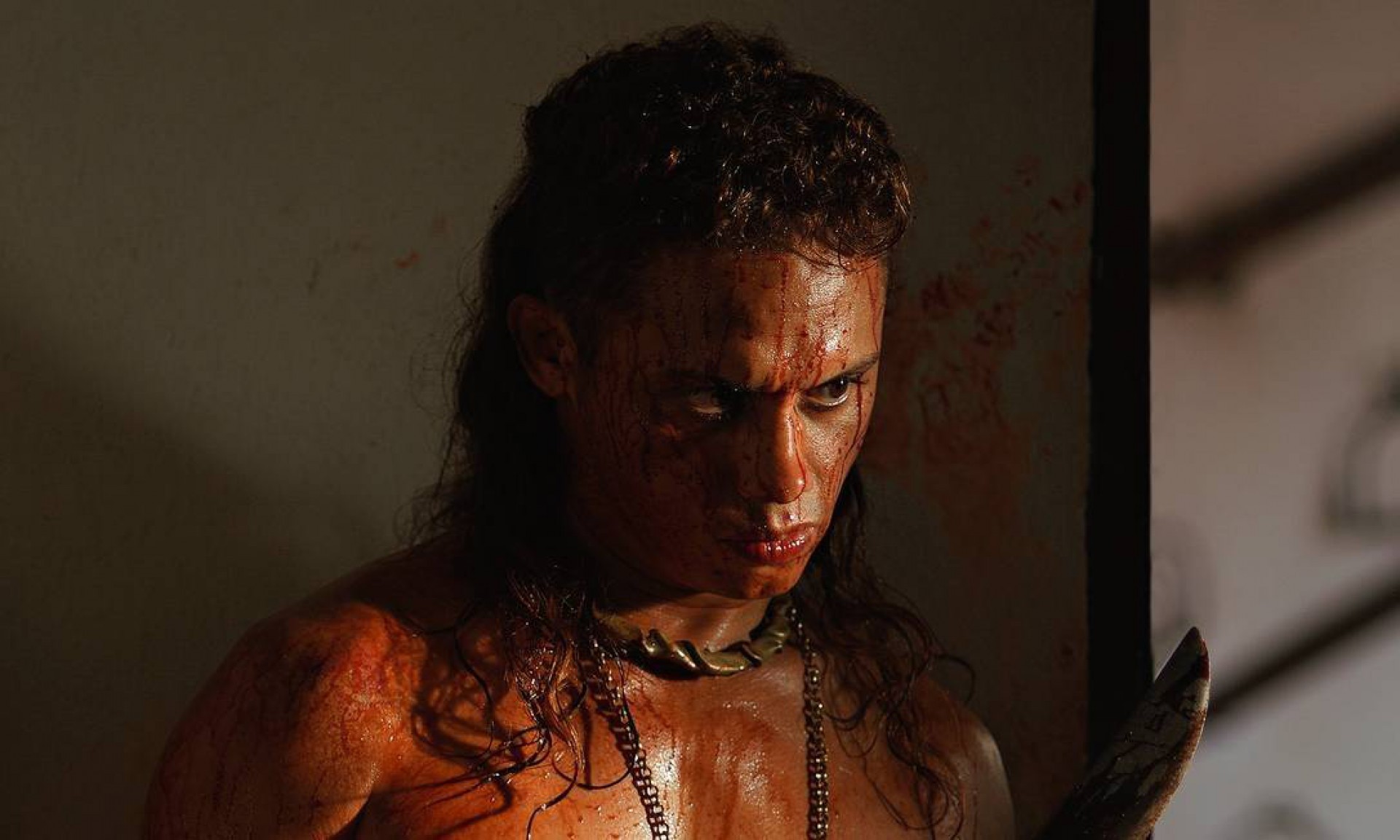 Em "Bacurau", Silvero Pereira interpreta Lunga (Foto: REPRODUÇÃO)