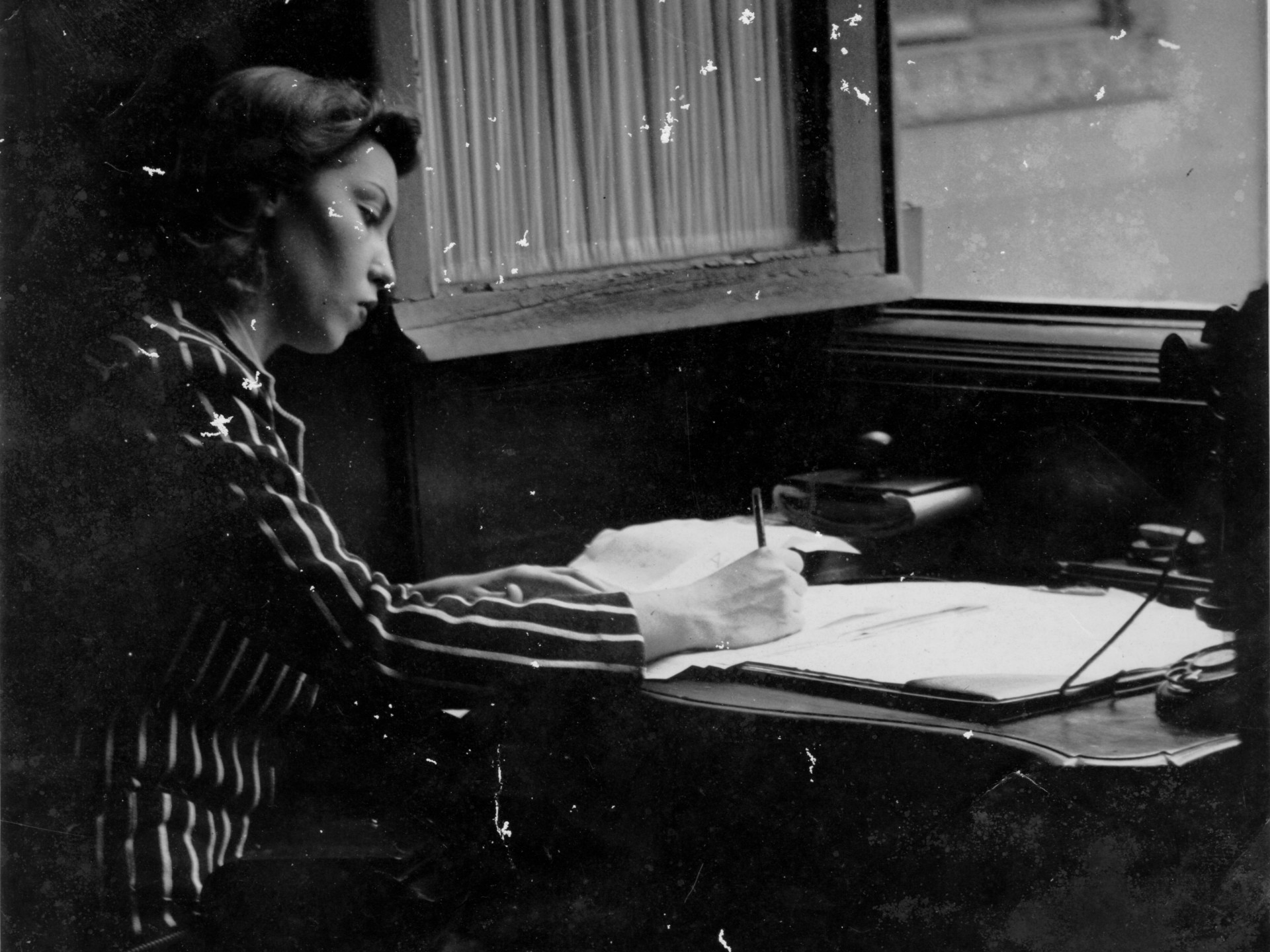 ￼ CLARICE escrevia cartas com frequência (Foto: Acervo Clarice Lispector / Instituto Moreira Salles)