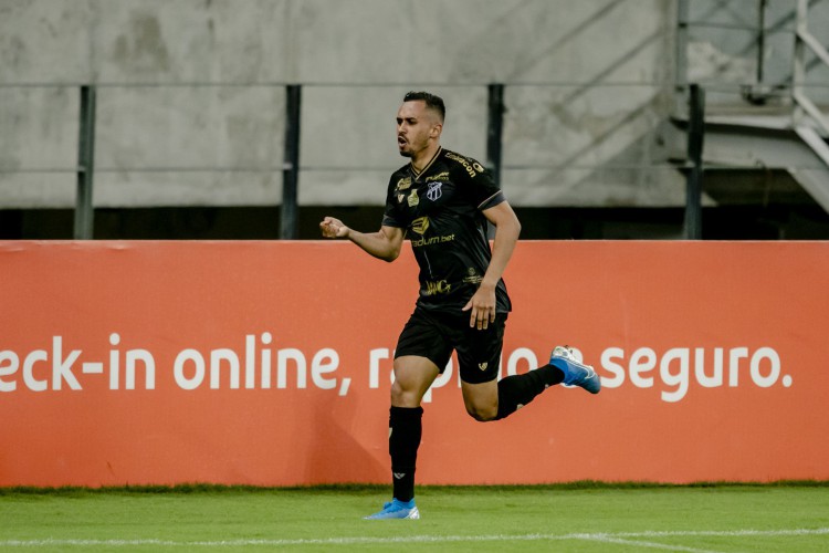 Lima comemora gol no &uacute;ltimo Cl&aacute;ssico-Rei de 2020, quando o Cear&aacute; venceu o Fortaleza por 2 a 0