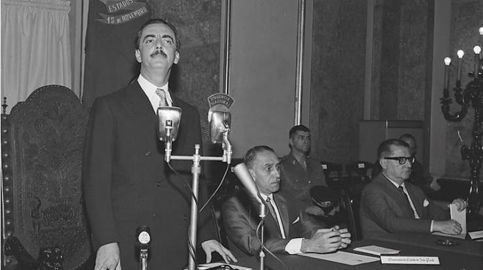 Jânio Quadros foi o último presidente a tomar posse em um 31 de janeiro, como estabelecido pelo Constituição de 1946