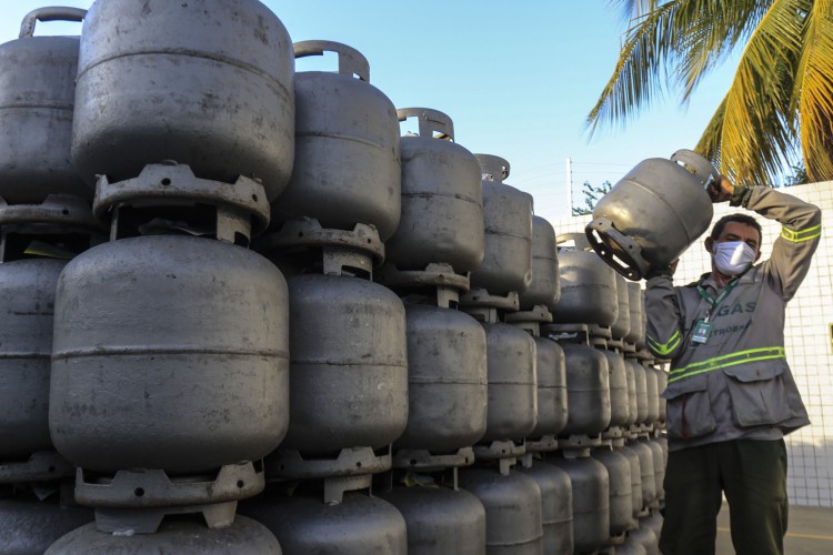 GLP teve a maior alta na semana e também a maior variação entre revendedoras, chegando a 35,8%