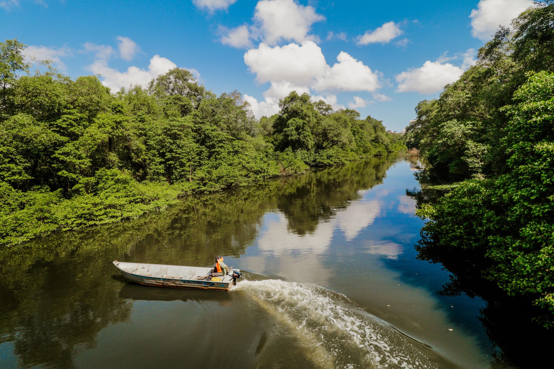 Patrulhamento no rio Cocó terá nova estratégia, afirma Paulo Lyra, gerente da Unidade de Conservação estadual