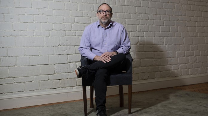 Jimmy Wales, um dos fundadores da Wikip&eacute;dia em 2001
