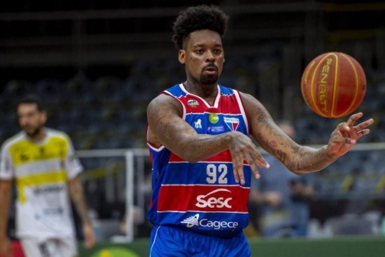 Lucas Bebê alegou problemas pessoais para pedir desligamento