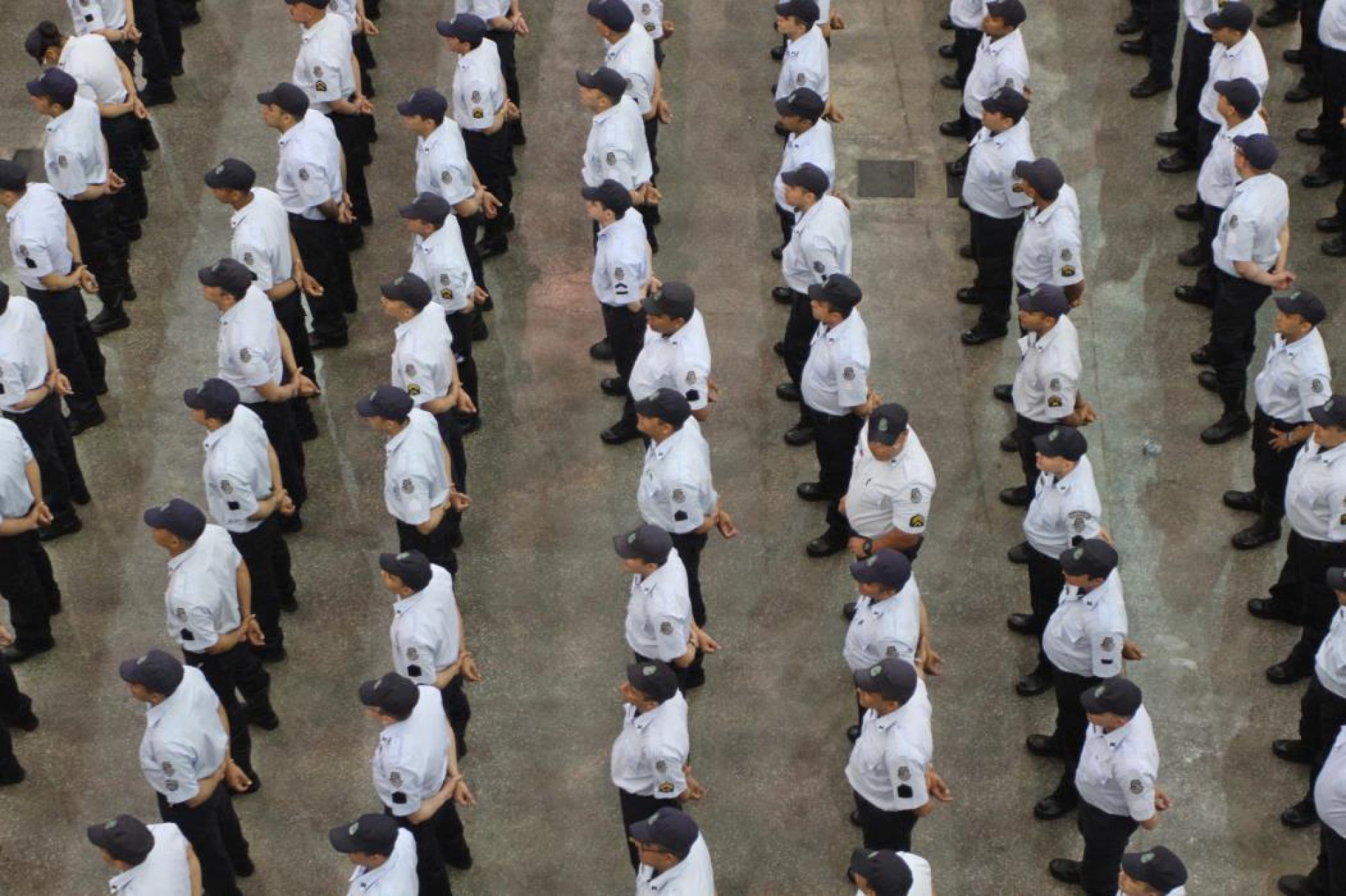 Governadores Camilo Santana têm apostado em promoções de policiais militares (Foto: MATEUS DANTAS - 27/12/2016)