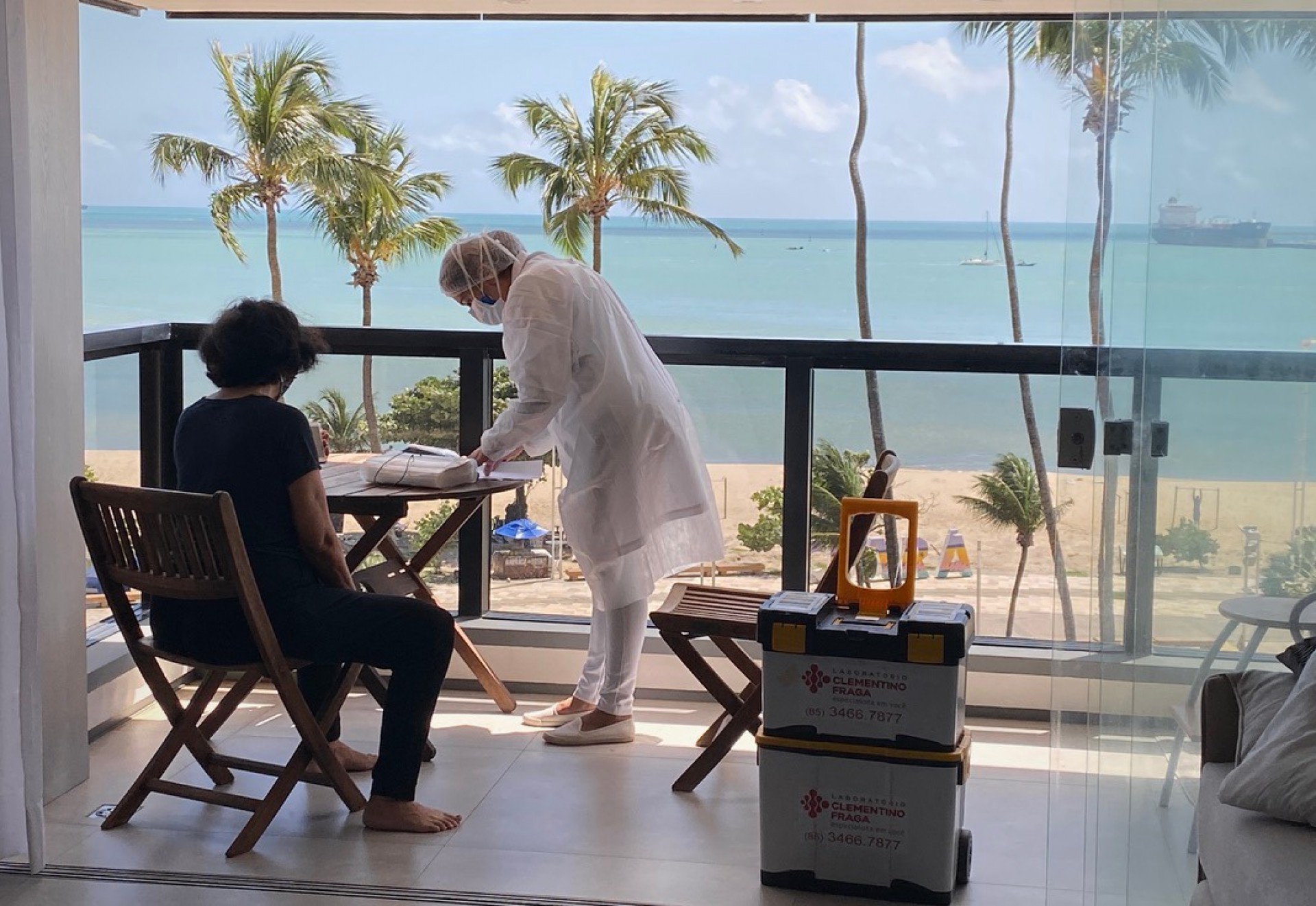 Mesmo após exame com detecção de alto nível de anticorpos contra a Covid-19, Ana Miranda segue cumprindo os protocolos sociais para evitar a disseminação da doença.