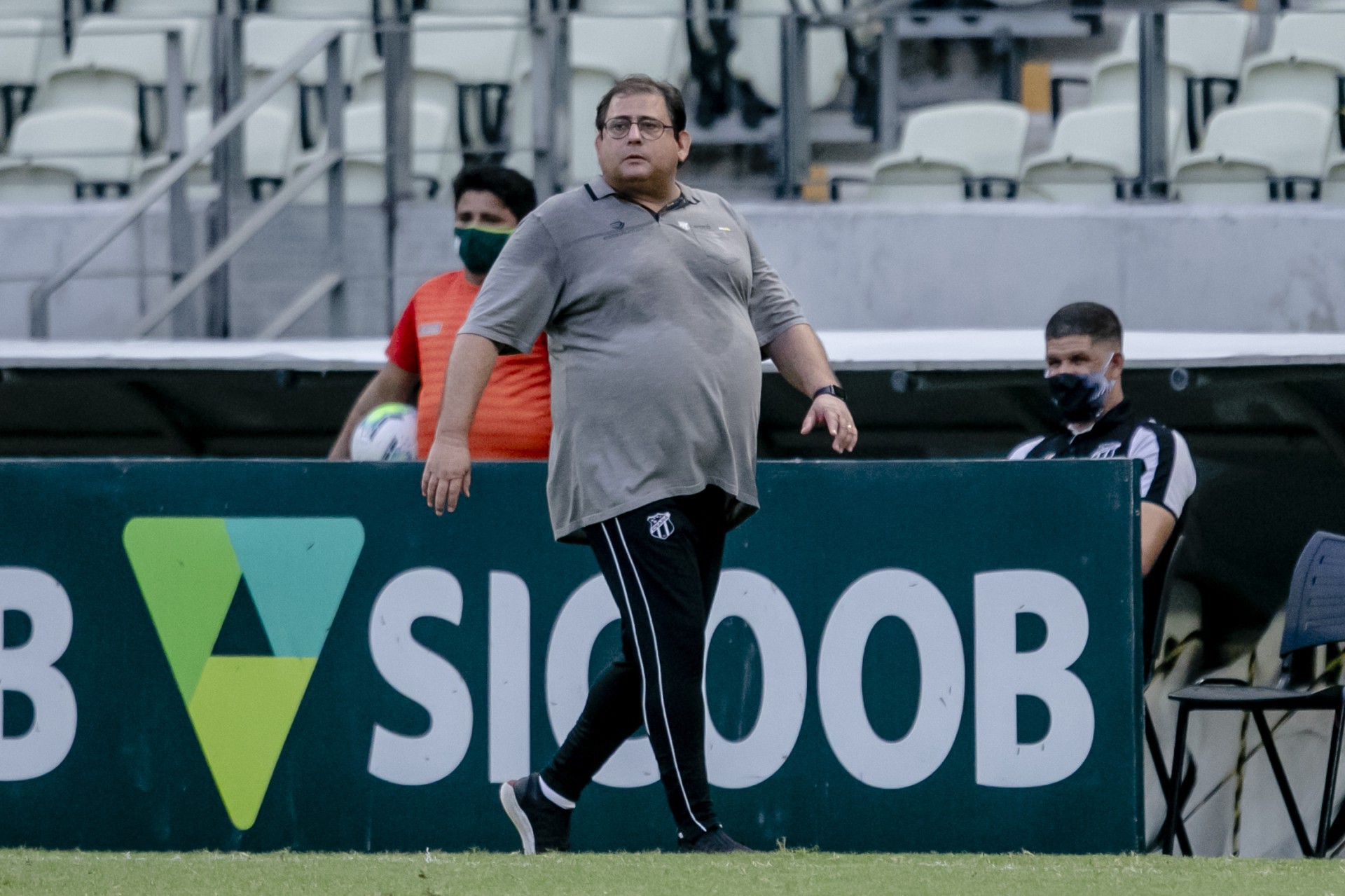 Com principais objetivos conquistados, Cear&aacute;, de Guto Ferreira, tenta apenas subir na tabela (Foto: Aurelio Alves)